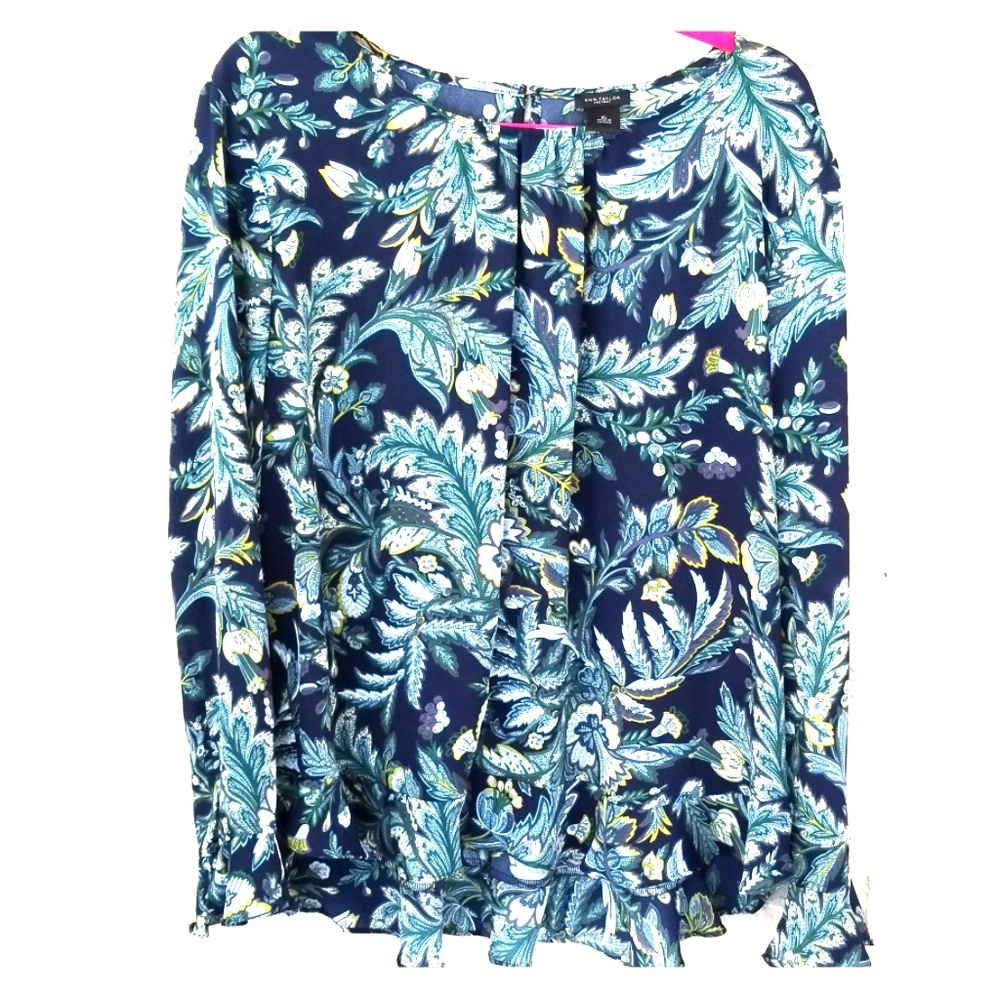 Ann Taylor print blouse - subtle flounce detail XL